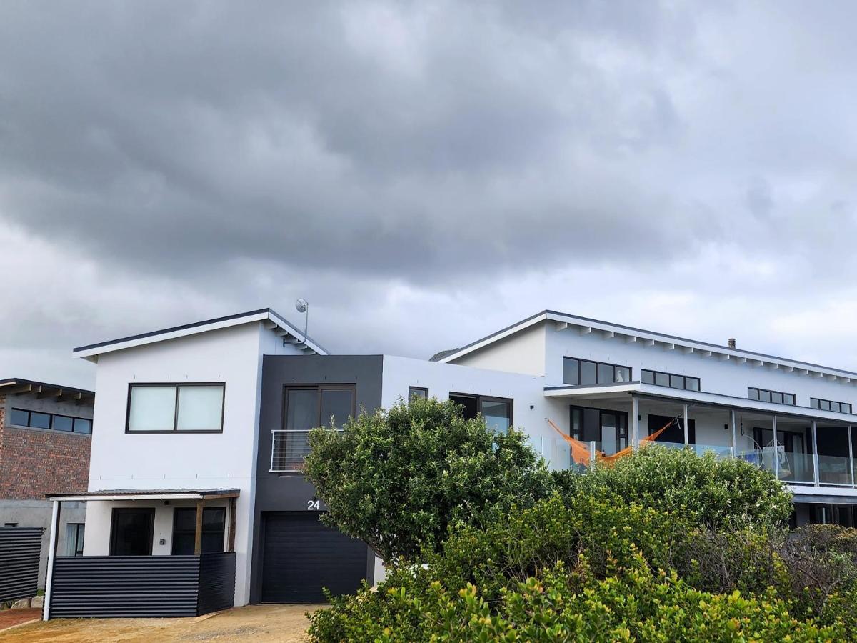 Kleinblom In Pringle Apartment Pringle Bay Exterior photo